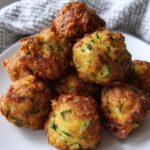 Knusprige Zucchini-Feta-Bällchen – Schnell & Einfach